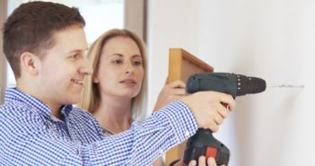 Suchmaschinenoptimierung + TYPO3: So geht’s wirklich Suchmaschinenoptimierung + TYPO3: So geht's wirklich - Mit Checkliste und priorisierten Handlungsempfehlungen.